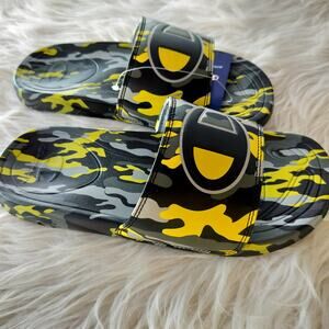3991) Champion Youth Mega Slide Camo Yellow Black Sandal Size US 4Y